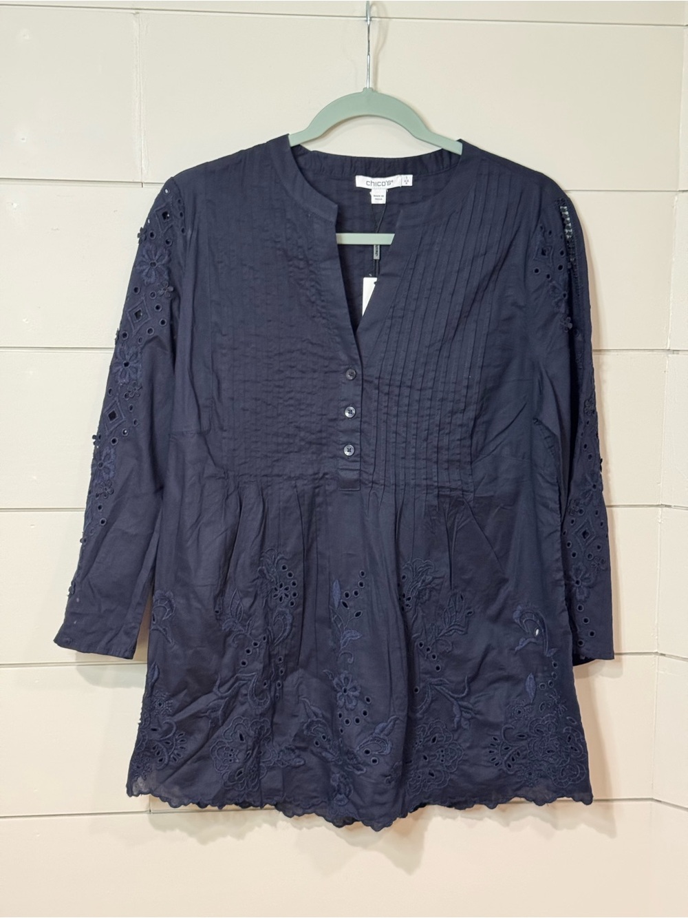 NEW Chico's Navy Embroidered Pintuck Cotton Blouse Size M/8